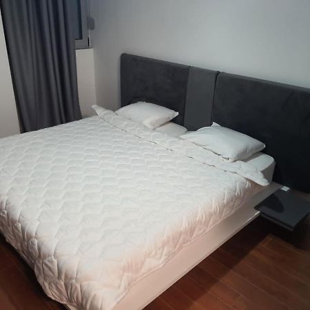 Modern Apartment Korca 3 Εξωτερικό φωτογραφία